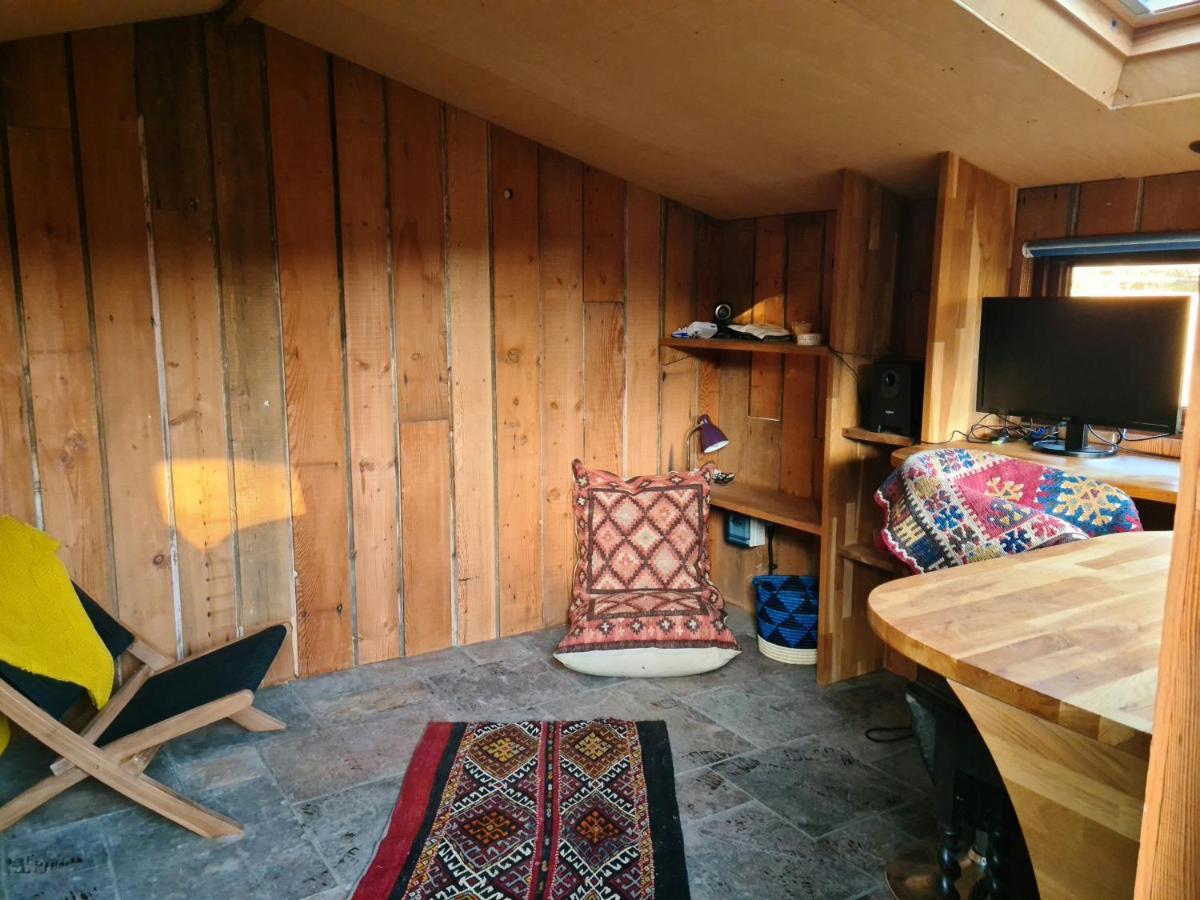 Gorgeous 2 Bedroom Kintbury Cottage Exteriör bild